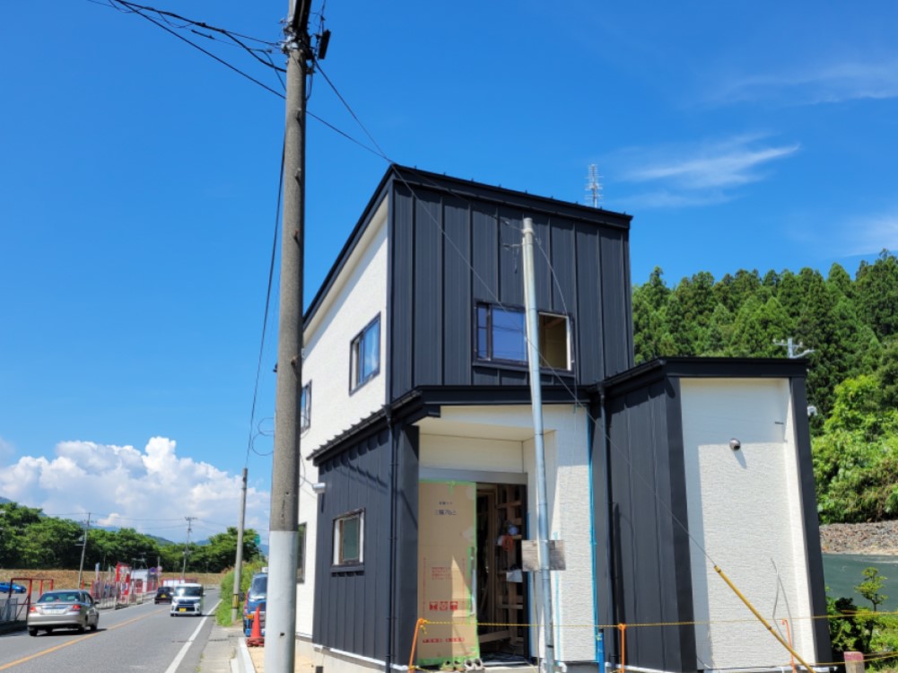 【建築中】外観のお目見えです